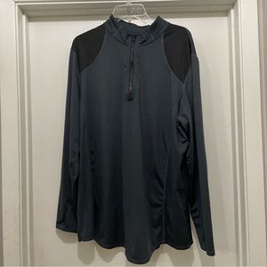 Lily Bloome Hida Athleisure partial zip. Plus size 3X. Dark gray with black trim